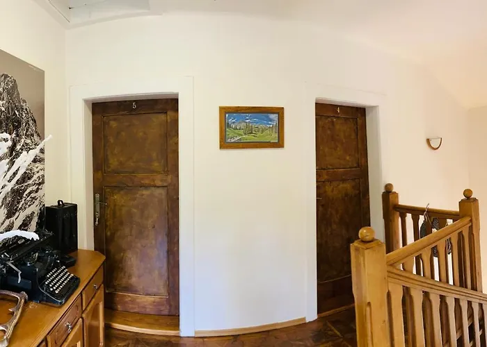 Semesterbostad Danielov Dom *